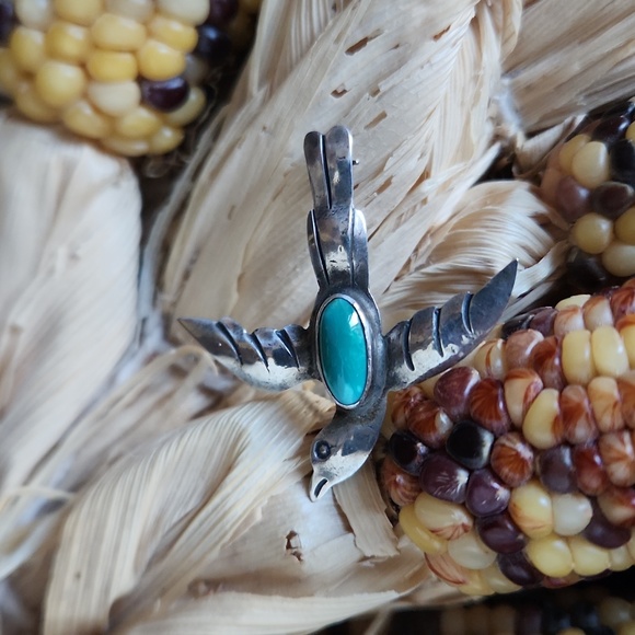 Great Native American Navajo Handmade Vintage Turquoise Bird Pin 🐦 - Picture 1 of 10